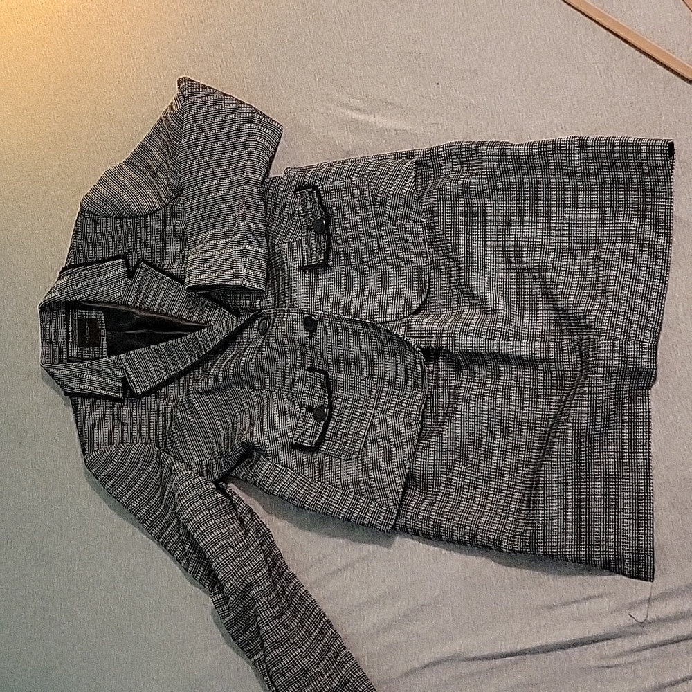 The Limited suit set